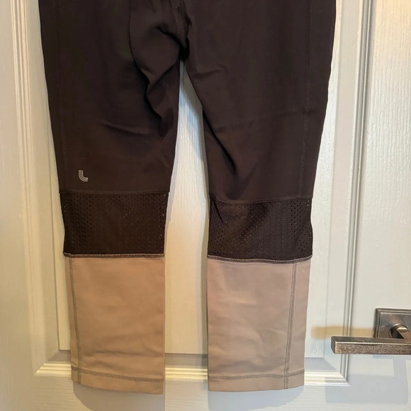 Lolë Panna Grey Black Mesh Detail Workout Athletic Performance Leggings Sz M - Picture 8 of 14